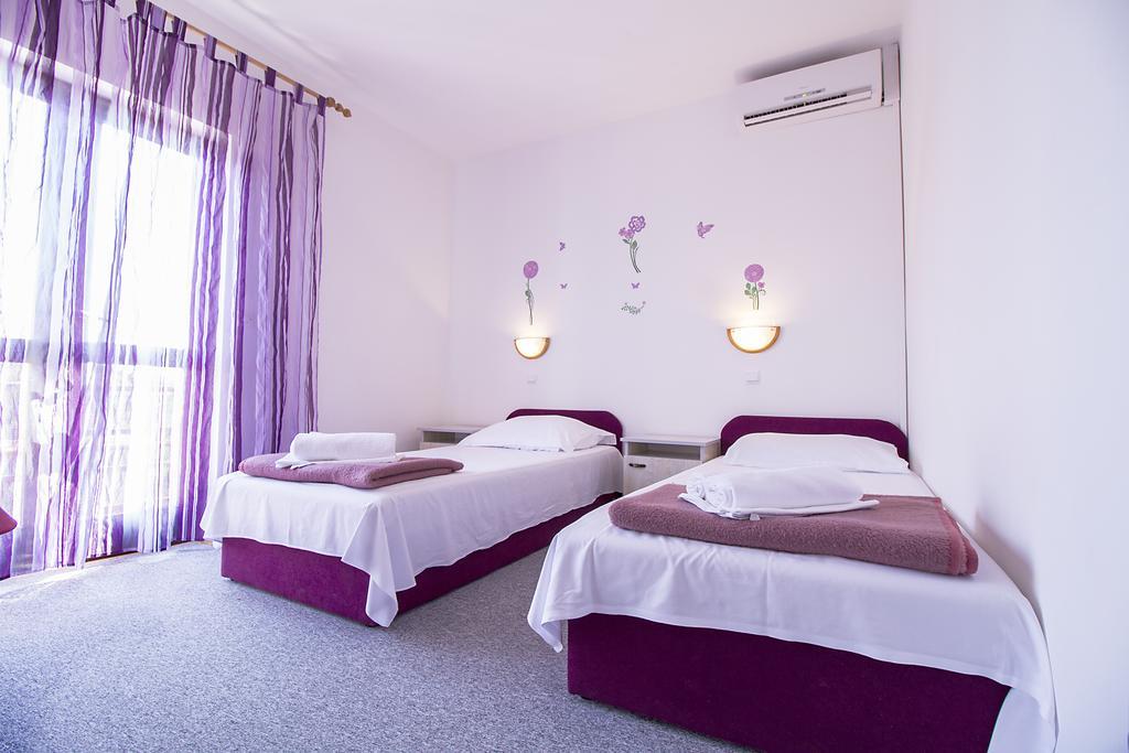 Pansion Maria Bed and Breakfast Zadar Eksteriør billede