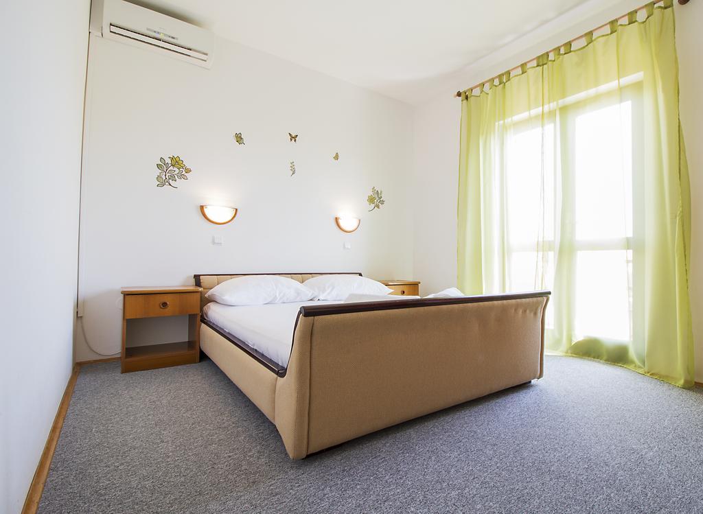 Pansion Maria Bed and Breakfast Zadar Eksteriør billede