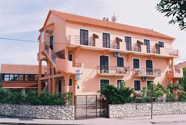 Pansion Maria Bed and Breakfast Zadar Eksteriør billede
