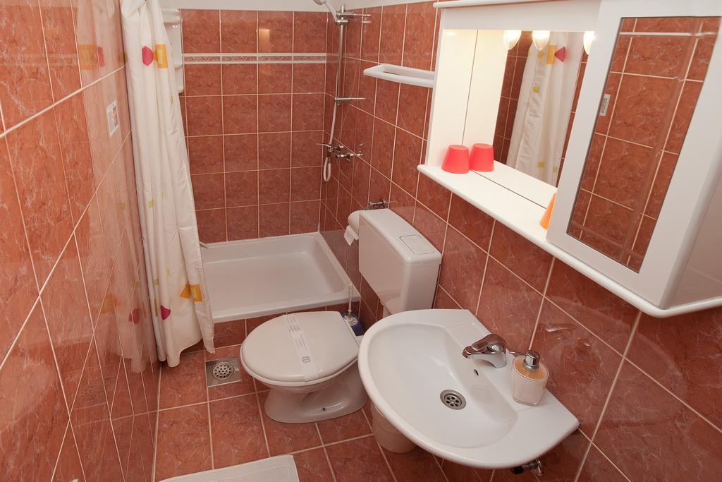 Pansion Maria Bed and Breakfast Zadar Eksteriør billede