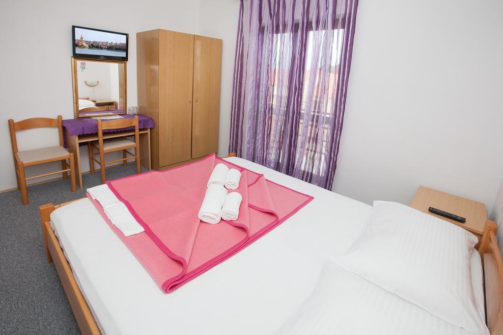 Pansion Maria Bed and Breakfast Zadar Værelse billede